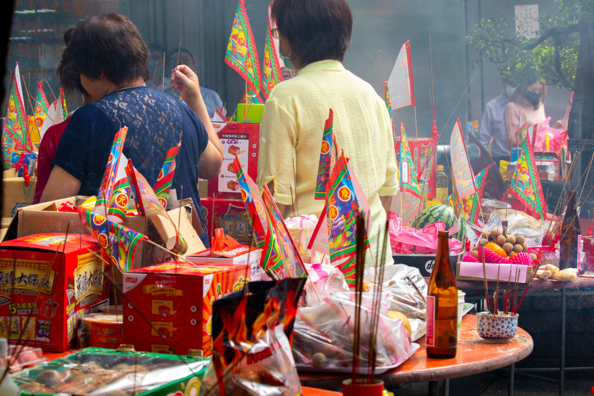 10 Dos & Don'ts During Hungry Ghost Month